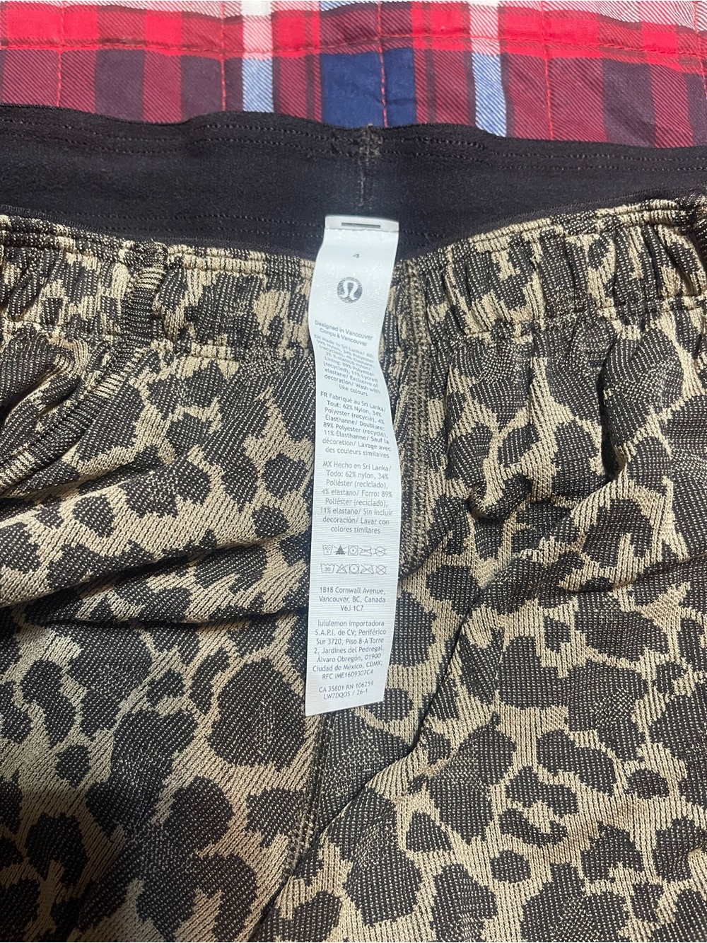 Lululemon. Swifty Mid Rise - Picture 3 of 5